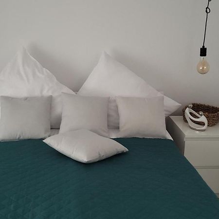 Jezow Sudecki Apartamenty Pod Uwalonym Debem מראה חיצוני תמונה